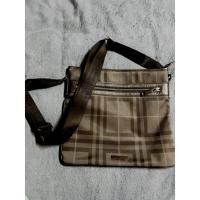 ราคา กระเป๋าBurberryสภาพสวยพร้อมใช้งาน (22420051894)