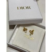 ราคา dior petite cd earring ต่างหูดิออร์ รุ่นฮิต ห้อยไข่มุก ของแท้จากช้อปญี่ปุ่น (47909513212)