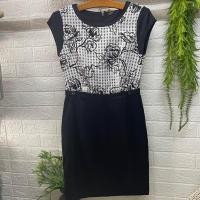 ราคา ชุด Dress Zein Size S อก 30 เอว 26 สะโพก 32 ยาว 34 นิ้ว ราคา 150 บาท (22049445921)