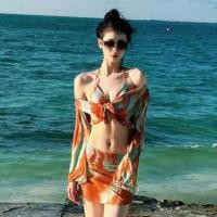ราคา 40-68kg ชุดว่ายน้ำ 4 ชิ้น bikini+เสื้อคลุม+ผ้าคลุม ลายมัดย้อมสีคราม 2393 (18993903625)