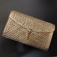 ราคา กระเป๋าเครื่องเงิน เงินแท้ 925 ชุบทอง (5045100353)