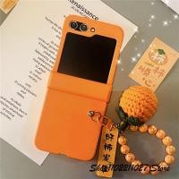 ราคา น่ารักเกาหลีถักตุ๊กตาโครเชต์ลูกปัดทอมือ Pendent สีส้มสําหรับ Galaxy Z Flip 5 Flip6 Flip 6 Z Flip5 Flip5 Zflip5 แบบพกพา (24530765260)