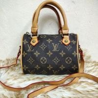 ราคา กระเป๋าสะพายข้างทรงหมอน กระเป๋ามือสอง (26569496765)