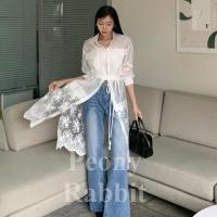 ราคา เดรสเชิ้ตตัวยาว เนื้อผ้าซิลค์ต่อชายผ้าลูกไม้ มาพร้อมเชือกผูกเอว น่ารักมากค่ะตัวนี้ ใส่เป็นเดรส หรือใส่คู่กับกางเกงก็สวย (26678891577)
