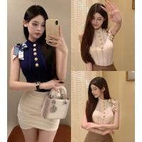 ราคา Bonnieเสื้อกล้ามไหมพรม คอกลม สีพื้น กระดุมเก๋ เสื้อกล้ามผู้หญิง สไตล์เกาหลี เรียบหรูดูแพง ส่งไวจากไทย#W-J073 (26736179200)