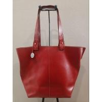 ราคา Furlaกระเป๋าทรงช้อปปิ้งหนังแท้สีแดงอะไหล่เงิน ซับในมีร่องรอยใช้งานมือ2 ขนาด15" (25294409596)