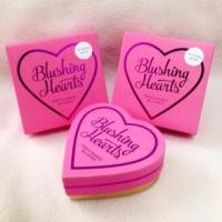 ราคา Makeup Revolution I❤️Makeup Blushing Heart สี Blushing HEART (2030763)