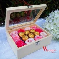 ราคา กล่องดอกไม้ Ferrero rocher (7378369041)