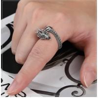 ราคา แหวนเงินรมดำผู้ชาย แหวนมังกรใส่เสิรมบารมี (6551267730)
