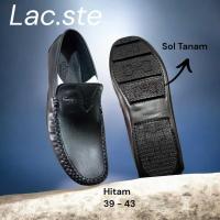 ราคา รองเท้าสลิปออนผู้ชาย - รองเท้าสลิปออนผู้ชายพร้อมพื้นรองเท้าพืช (50006956397)