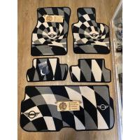 ราคา พรมปูพื้นรถ Mini Cooper Jcw รุ่น F56 ลายเหลี่ยมขาวดำ (8586433174)