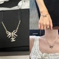 ราคา ของแท สร้อยคอ Chanel รุ่นใหม่ 25B ตกแต่งด้วยจี้เคลือบเงาลายโบว์ เพชรประดับสีทอง กำไล (58009710282)
