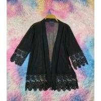 ราคา แบรนด์ FASHION MESSAGE เสื้อคลุมผ้าซีทรูสีดำงานฟรีไซส์สภาพใหม่ แต่งลูกไม้สวยๆสีดำสนิทค่ะ รอบอก 32-40 ความยาว 26 นิ้ว (27675002040)