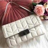 ราคา Michael Kors Peyton Large Clutch Handbag (2256358626)