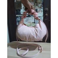 ราคา Charles and Keith Maisy Ruched Nylon Bag ORI outlet [ภาพจริง] (24932827120)