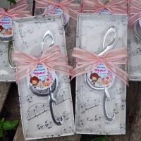 ราคา ของชำร่วยเปิดขวดตัวโน้ต สินค้านำเข้า ของชำร่วยงานเกษียณ ของรับไหว้ งานแต่ง แต่งงาน ฟรีป้ายชื่อ ขั้นต่ำ 100 ชิ้นขึ้นไป (21911235027)