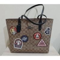 ราคา Coach tote star war ของแท้ 100% (6816917139)