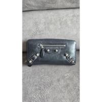 ราคา (used) แท้ 100% Balenciaga Le Cagole long wallet (40673900495)