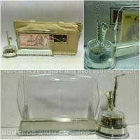 ราคา กล่องดนตรี บทเพลงพระราชนิพนธ์ **ไม่มีธนบัตรและกระเป๋านะคะ** (94159004)