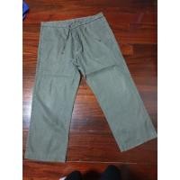 ราคา กางเกง Uniqlo 5 ส่วน สีเขียวขี้ม้า ไซส์ L ผ้าลินินผสมฝ้าย (3438128592)