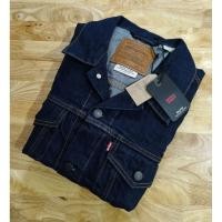 ราคา Levi's Men's Type ||| Big .E แจ็คเก็ตยีนส์ ทรง Relaxed Made in Cambodia แบรนด์แท้100% ราคา 2,890฿ (56404481000)