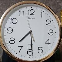 ราคา มือสอง ขายซาก SEIKO CLOCK นาฬิกาแขวนไซโก้ รุ่น PDA014 ขนาด 12 นิ้ว เดินเรียบ แต่ลานไม่ค่อยตรง (45951208863)