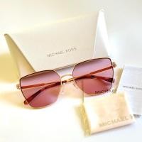 ราคา Michael Kors Fuji Rose Gold Cat-Eye Sunglasses (29473825086)