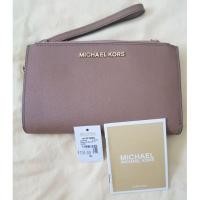 ราคา กระเป๋าเงินแบบคล้องมือ Michael Kors Michael Kors Jet Set Travel double Zip Wristlet (4313722903)