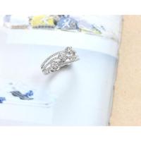 ราคา Gems Heritage แหวนเพชรสามแถว ขั้นเพชรกลมเม็ดใหญ่ (RWG207) แหวนเพชรแท้ น้ำ98 VVS2-VS1 เรือน 18K ทองค (40780126310)