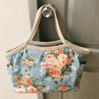 ราคา กระเป๋า Cath Kidston แท้ 100% มือสอง (7916283066)