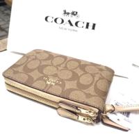 ราคา Coach กระเป๋าคล้องมือ 2ซิป ของใหม่ ของแท้ (223093596)
