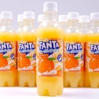ราคา น้ำผลไม้อัดลม แฟนต้า Fanta รส Yogurt orange 350 ml (23766683005)