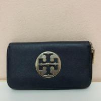 ราคา กระเป๋ามือสอง ของแท้ Tory Burch Robinson Zip Continental Wallet วินเทจ สภาพดี (28229529799)