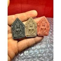 ราคา ชุดพระขุนแผนหลังอุ รุ่นแรก วัดป่าบุรินทราวาส จ.อุดรธานี รับพระ 3 องค์ สุดยอดมวลสารเนื้อเข้ม 3 สี สวยเข้มคนกริ๊ป หายากมาก (6392635026)