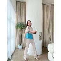 ราคา kloset A - เซตเสื้อเว้าหลังกางเกงขายาว (20130815021)