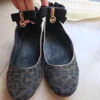 ราคา รองเท้า mk แท้100%มือสอง sz.37.5 (21889464472)
