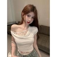 ราคา ส่งต่อเสื้อปาดไหล่เฉียงสีขาว (45954033536)