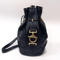ราคา VTG TEXIER กระเป๋า Crossbody ทรงขนมจีบ หนังแท้สีดำ อะไหล่ทองสุดหรู งาน Made in France (46854819897)