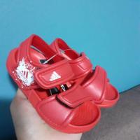 ราคา Kids sandle adidas สีแดง (54660513424)