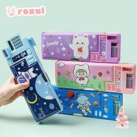 ราคา กล่องดินสอ ROXUL ดินสอความจุขนาดใหญ่สองชั้น การ์ตูนพร้อมเครื่องคิดเลข/กบเหลาดินสอกล่องเก็บเครื่องเขียนพลาสติกอเนกประสงค์นักเรียนของขวัญ (48259921430)