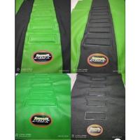 ราคา KLX TRAIL SEAT LEATHER/ผ้าคลุมเบาะมอเตอร์ไซค์สําหรับ kawasaki KLX 150/klxbf 250cc (21818272652)