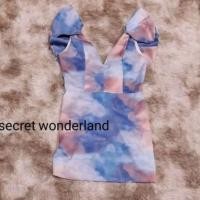 ราคา เดรสลายพาสเทลป้าย secret wonderland (24110799008)