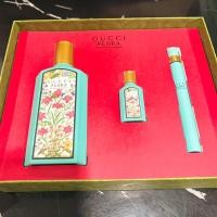 ราคา ชุดของขวัญ Gucci Flora Gorgeous Jasmine ยอดฮิต 100ml ขวดใหญ่ (27213965726)
