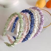 ราคา (พร้อมส่ง) ที่คาดผม สไตล์เกาหลี/ ที่คาดผมผ้าซาติน สีพาสเทล น่ารักกุ๊กกิ๊ก (9789857747)