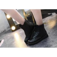 ราคา (กันน้ำซึมพร้อมลุยหิมะ)รองเท้าบูทกันหนาว Snow Boots ทรง Dr.Martens สุดฮิป ใช้เป็นรองเท้าดรัมเมเยอร์ได้(Size 35-40) (1491031779)