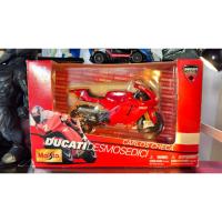ราคา โมเดล Ducati a Maisto 1:18 scale diecast model of the Ducati Desmosedici (51057327509)
