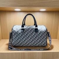 ราคา กระเป๋าเดินทาง Christian Dior (22533348485)