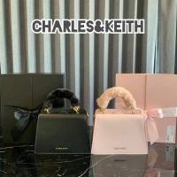 ราคา พร้อมส่งCharles&keith furry Pink Bow(พร้อมกล่อง full set)กระเป๋า CK (12463988416)