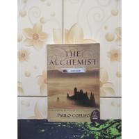 ราคา (หนังสือของ Reading Circus) The Alchemist ~ Paulo Coelho (ภาษาอังกฤษ) (44272518781)