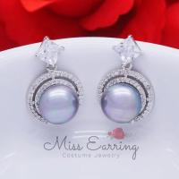 ราคา Miss Earring ต่างหู cz ไข่มุกสีเทาล้อมเพชร (142452248)